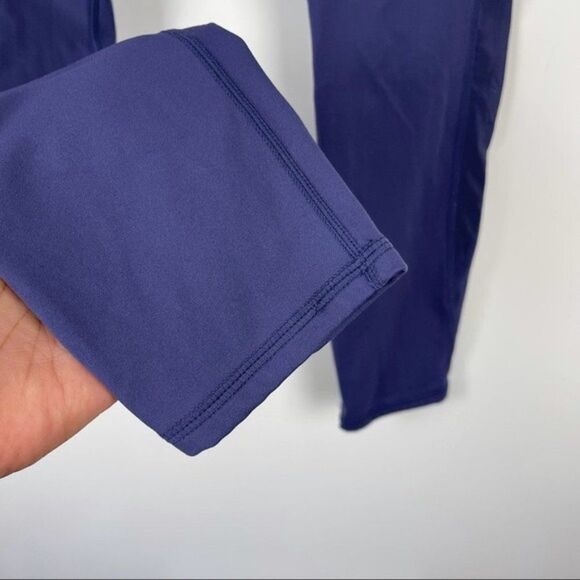 Fabletics Mesh Panel Seamless Pocket Cropped Work Out Leggings Blue - Picture 3 of 7